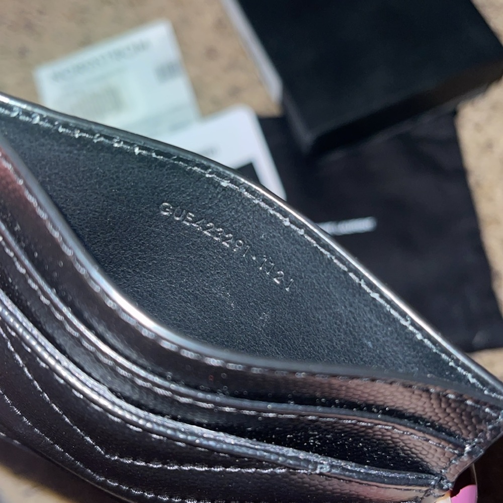 Saint Laurent Black Chevron Quilted Leather Card Case - Picture 9 of 11